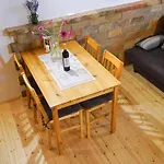 Apartamento Borház *